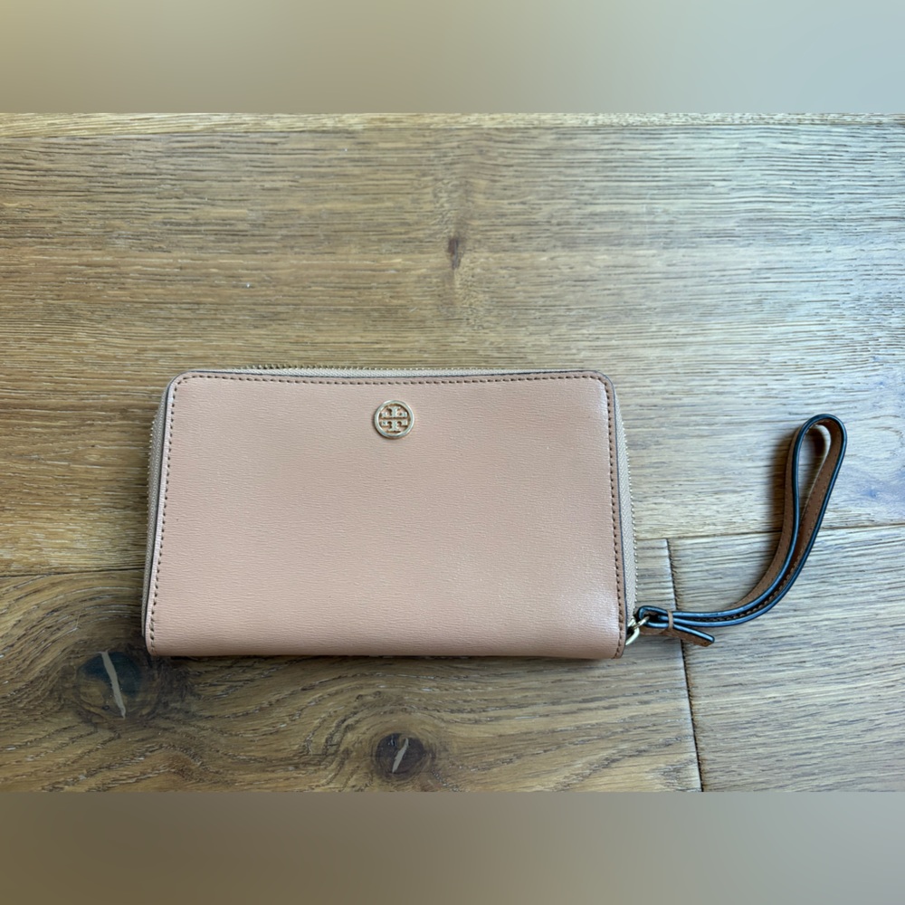 Tory Burch Light Tan Leather Wristlet with Gold Logo